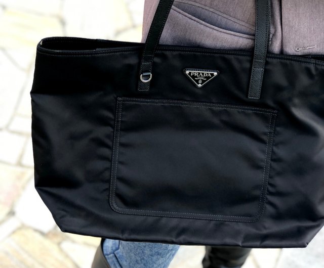 日本直送 名牌中古包 】PRADA トライアングル ロゴサフィア ーノ