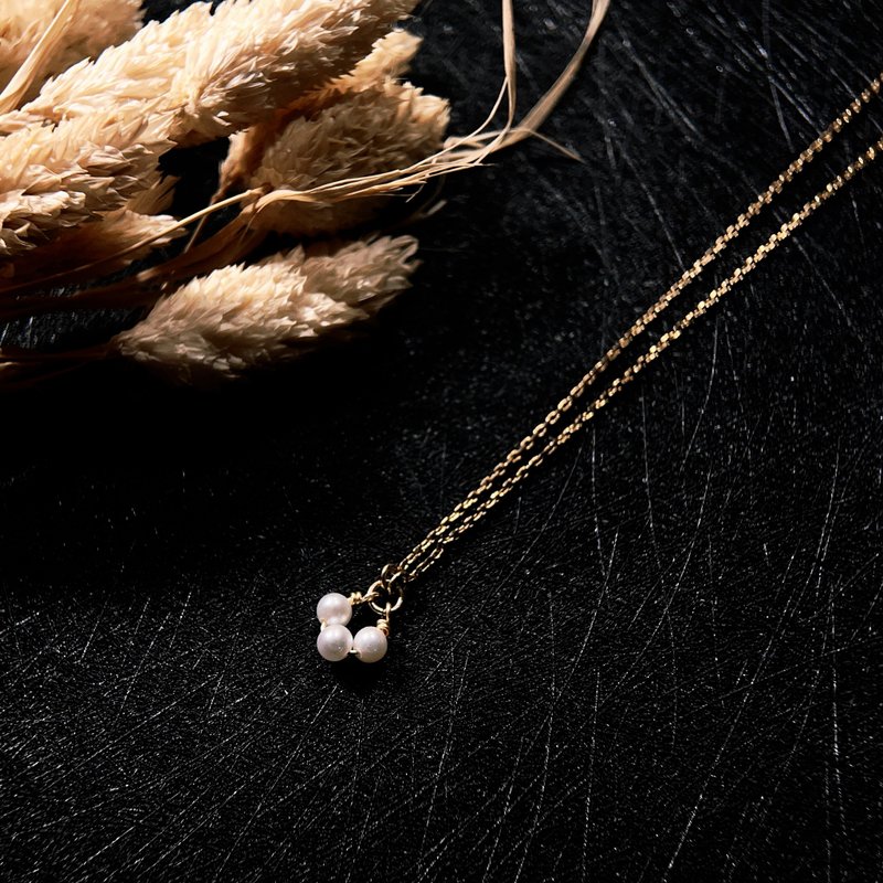 VIIART. Bouquet. Pure white natural pearl vintage gold necklace clavicle chain - สร้อยคอ - ทองแดงทองเหลือง ขาว