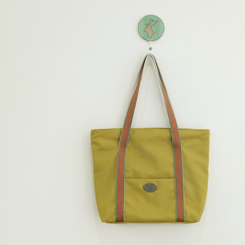 Oz Japan COSMO water repellent canvas a small pocket green horseradish Tote - Messenger Bags & Sling Bags - Cotton & Hemp Green