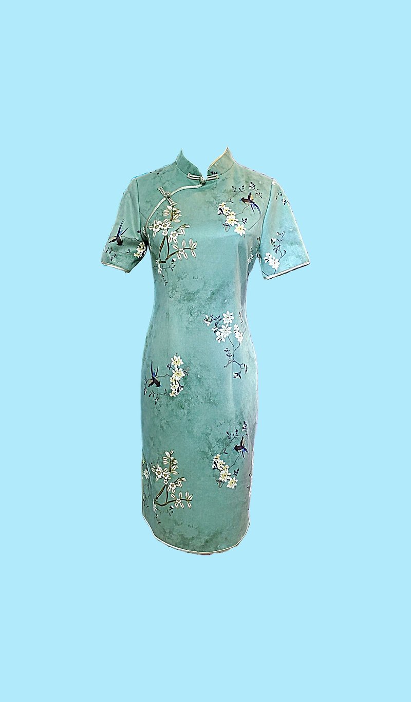 Vintage Qipao Cheongsam Retail Dress Green suede short cheongsam Qipao - กี่เพ้า - ผ้าฝ้าย/ผ้าลินิน สีเขียว