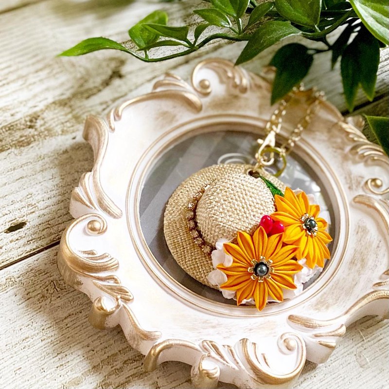 Tsumamizaiku 向日葵背部魅力 - 吊飾/掛飾 - 絲．絹 橘色