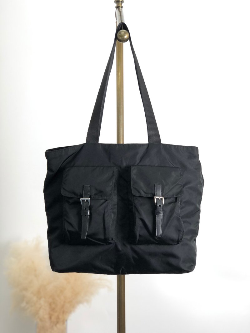 【 日本直送　名牌中古包 】PRADA プラダ トートバッグ ブラック トライアングルロゴ ナイロン フロントバックル vintage オールド 3yjiyu - 手提包/手提袋 - 尼龍 黑色