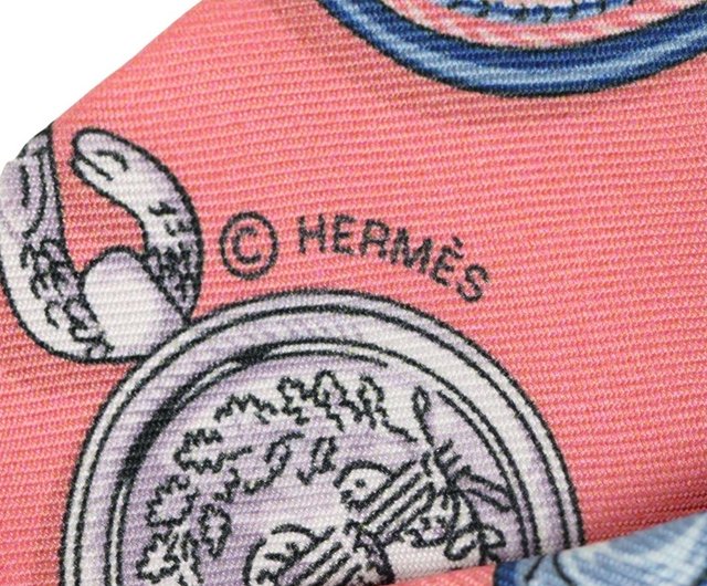 エルメス エポーレットローズプードル ルージュ ブルー ツイリー - 01233 - ショップ Fingertips Vintage スカーフ -  Pinkoi