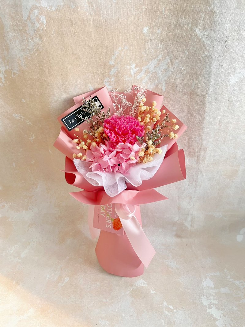 只限香港 母親節花束系列 尊貴媽媽 紅色 康乃馨 永生花 保鮮花 - 乾燥花/永生花 - 植物．花 紅色