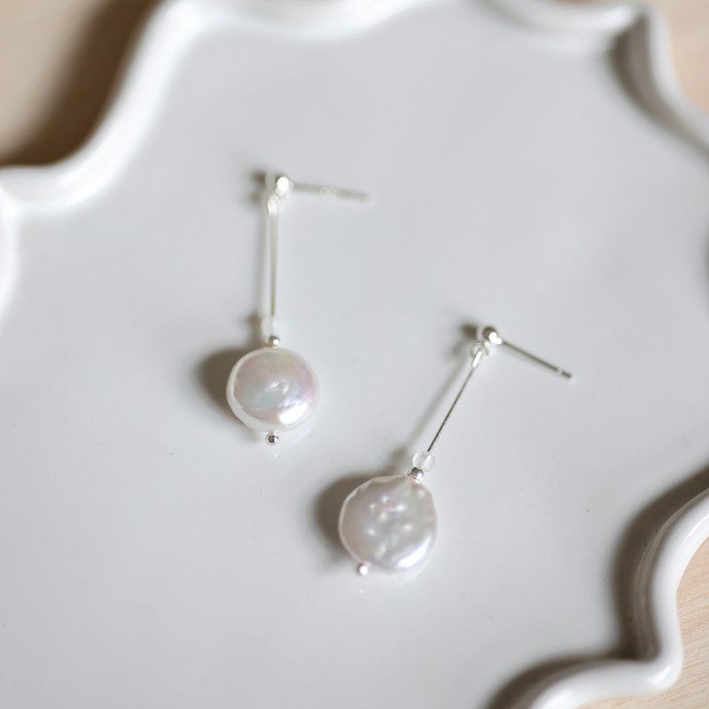 Ancient moonstone and pearl earrings can be changed into Clip-On - ต่างหู - ไข่มุก ขาว