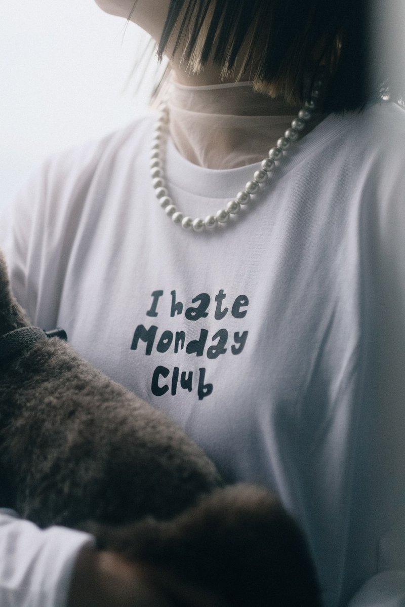 I Hate Monday Club 長袖白 Tee - 帽T/大學T - 棉．麻 白色