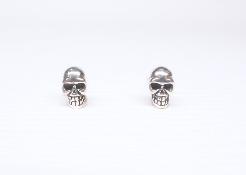 Ermao Silver[Large Series─Small Skull-Ear Pins] Silver - Earrings & Clip-ons - Silver Silver