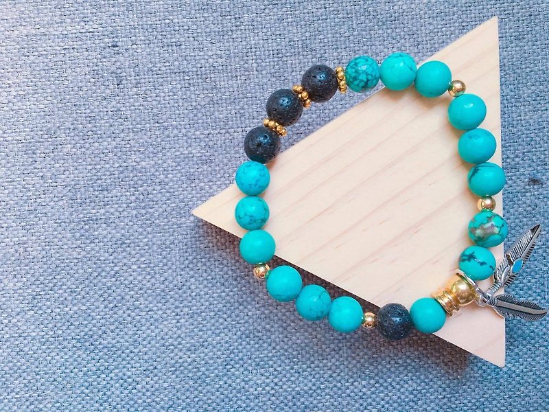 A touch of blue ore bracelet [turquoise/volcanic rock] - Bracelets - Gemstone Green