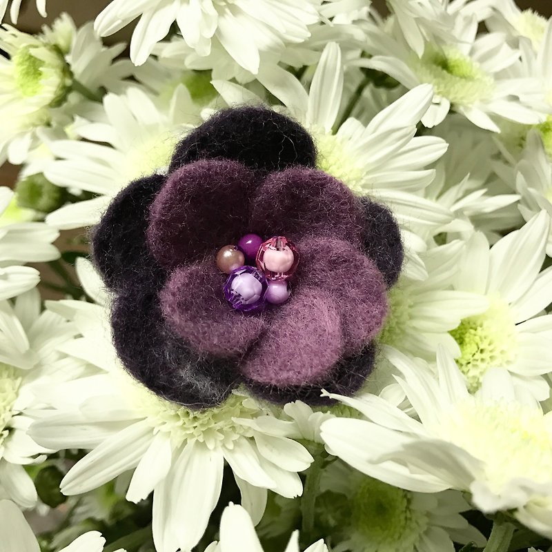 Purple flower ring - wool felt flower ring - General Rings - Wool Purple