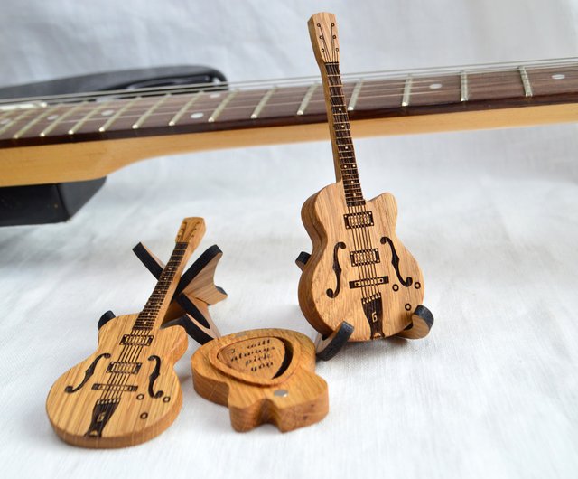 personalized guitar pick holder