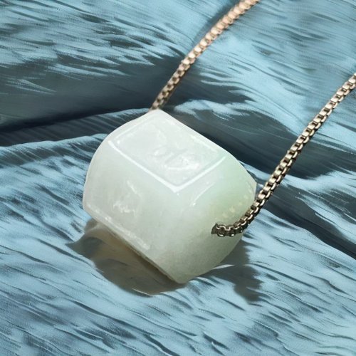 瓔珞珠寶盒 E.L.Jewelry Box 冰糯綠翡翠六角路路通項鍊 | 天然緬甸玉翡翠A貨