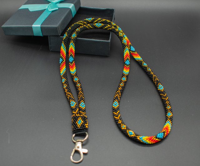 Native offers style lanyard