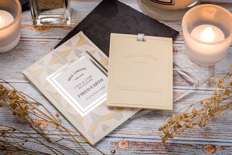 英倫香氛吊掛片FIRED EARTH系列 印度奶茶與青檸花 - 香氛/精油/擴香 - 樹脂 黃色