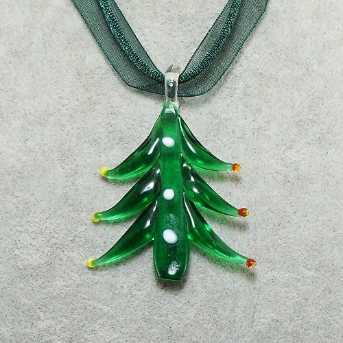 AGATIX Christmas Tree Necklace Green Glass Lampwork New Year Necklace Girl Jewelry Gift