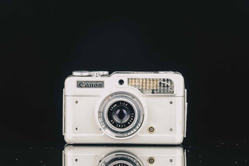 フィルムカメラ　canon demi Canon Demi 可愛くておしゃれなデミサイズカメラ？ だけど中身は