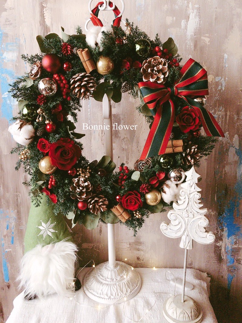 Preserved flower Christmas wreath hanging decoration/lasting flower/night light/cedar - ช่อดอกไม้แห้ง - พืช/ดอกไม้ หลากหลายสี