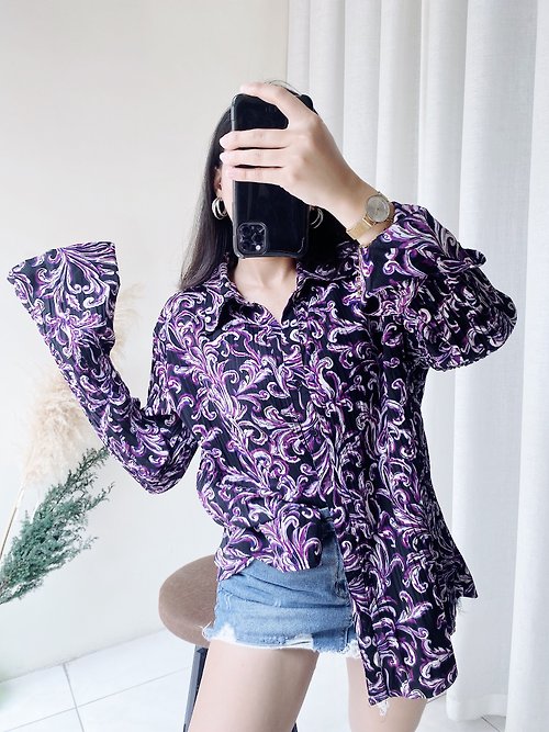 河水山 紫色渲染花卉細壓紋喇叭袖 古著紡紗襯衫上衣vintage Shirt