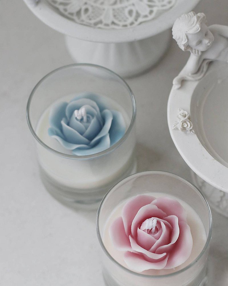 Rose scented glass candle 230ml - น้ำหอม - ขี้ผึ้ง 