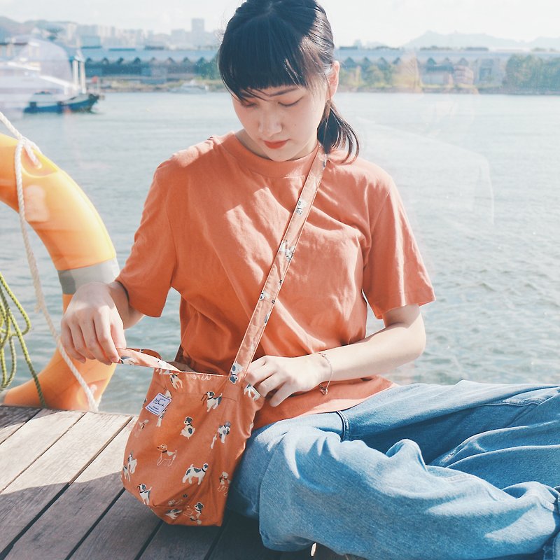 Travel dual-use cotton cross-body bag (orange puppy) / 815a.m - กระเป๋าแมสเซนเจอร์ - ผ้าฝ้าย/ผ้าลินิน สีส้ม