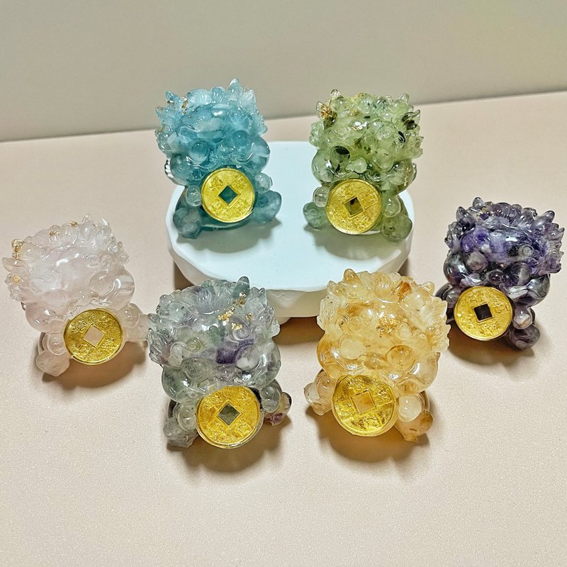 [Handmade] Natural Crystal Biting Money Pixiu/Crystal Decoration - Items for Display - Crystal 