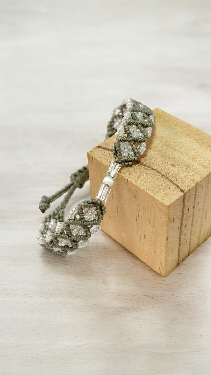 【Pre order】Macrame | Bracelet | choose your colour - Bracelets - Other Materials Gray