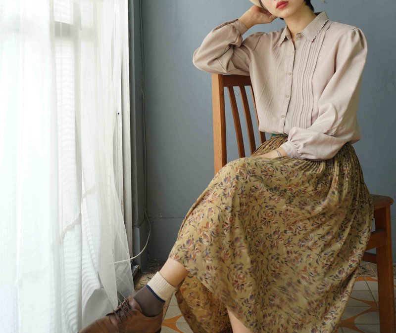 尋寶古著-秋意濃芥黃碎花壓摺復古八分裙 - 裙子/長裙 - 聚酯纖維 卡其色
