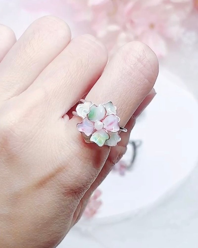 雙層暈染小花 戒圍可調式戒指 - 戒指 - 樹脂 多色