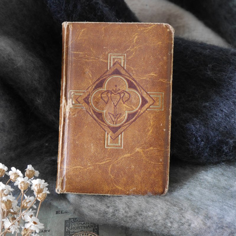 Antique French Religious Cross Jesus Coffee Genuine Leather Book Small Size W728 - Other - Other Metals Silver