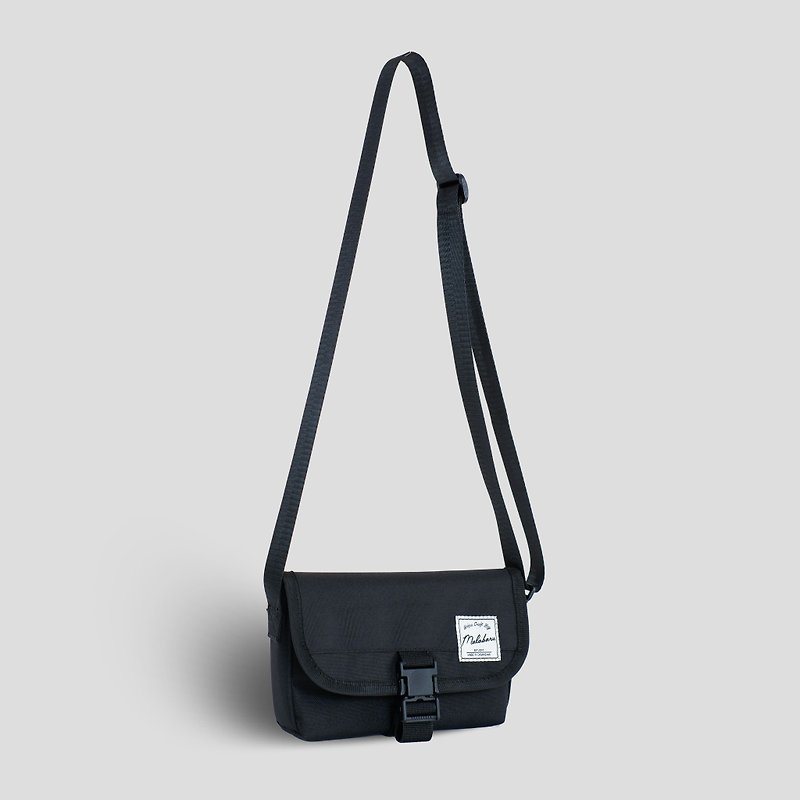 MLBR Petite messenger bag(ปรับแบบ) กระเป๋าสะพายข้างผ้ากันน้ำ กระเป๋าคาดอก - กระเป๋าแมสเซนเจอร์ - วัสดุอีโค 