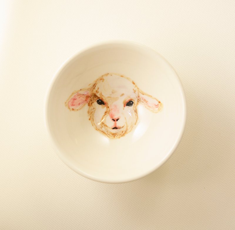 Hand-painted small tea cup-12 zodiac small cup sheep - ถ้วย - เครื่องลายคราม ขาว