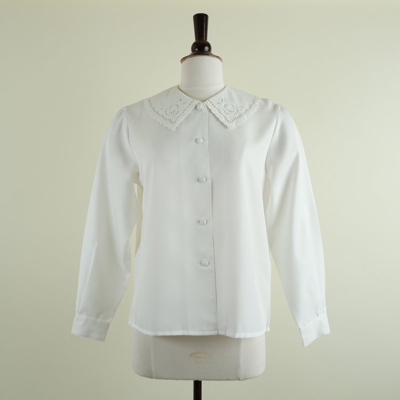 Vintage Off White Long Sleeve Blouse With Embroidered Collar - Women's Tops - Polyester White