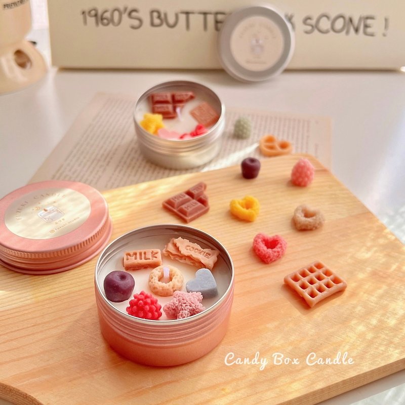 Childhood Memory Candy Box Candle Biscuit Candy Shape Candle Handmade Scented Candle Test Scented Candle - เทียน/เชิงเทียน - ขี้ผึ้ง 