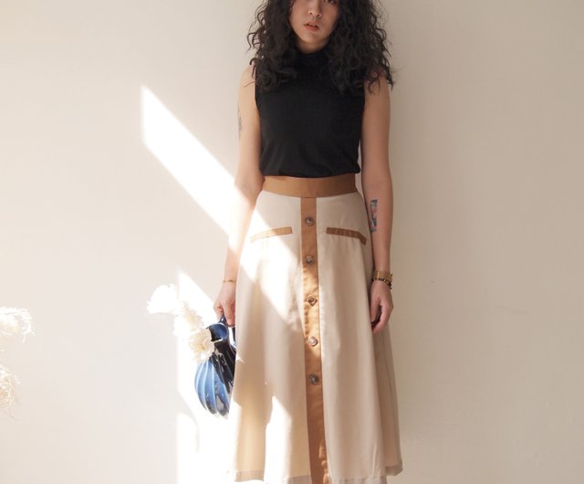 Comfortable and versatile A-line long skirt // black - Shop