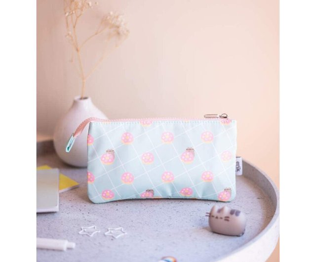 Cute pusheen pencil case  Pusheen pencil case, Zip around wallet, Pusheen