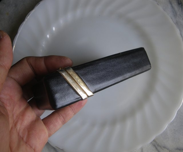 OLD-TIME] Early rare and rare DIOR leather cigarette case - Shop OLD-TIME  Vintage & Classic & Deco Other - Pinkoi