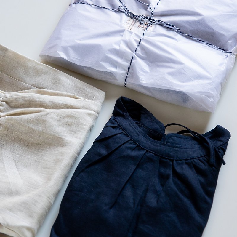 Goody Bag - Navy & Natural - 女上衣/長袖上衣 - 棉．麻 藍色
