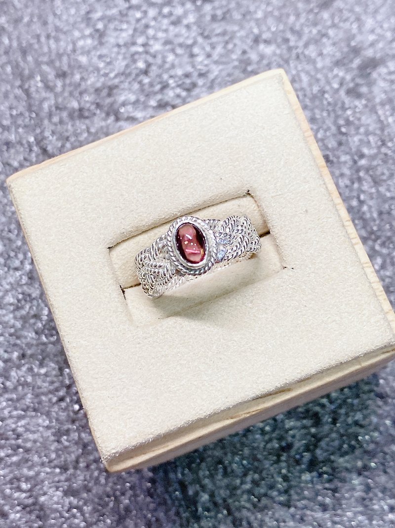 Egg noodle garnet braided silver ring ring Nepal handmade 925 sterling silver - General Rings - Gemstone Red