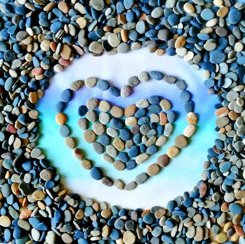 海玻璃給你 Small beach stones for pebble pictures.Flat sea stones oval/round tiny to small