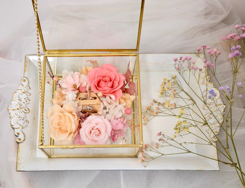 Preserved flower ring box - best for proposal, wedding and anniversary - Dried Flowers & Bouquets - Plants & Flowers Pink