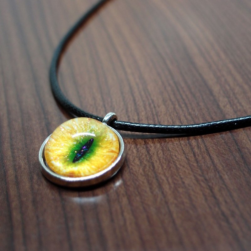 Fox Garden Handmade 20mm Cat Eye Necklace-Yellow Green - Necklaces - Glass Yellow