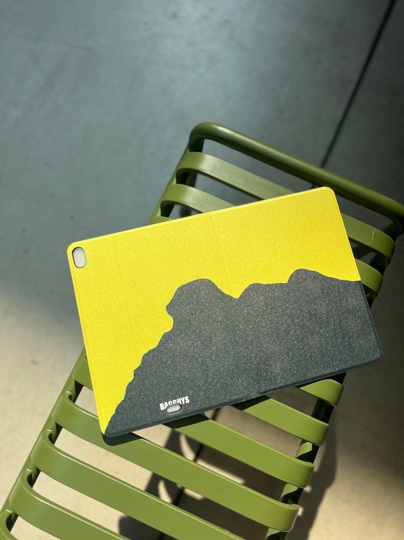 [Lion Rock (Yellow)] iPad Case Customization - Computer Accessories - Other Materials Yellow