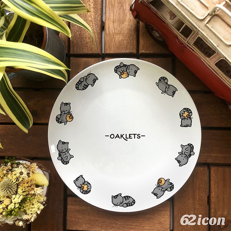 Oaklets-Rollin cats-8 bone china plate - จานเล็ก - เครื่องลายคราม หลากหลายสี