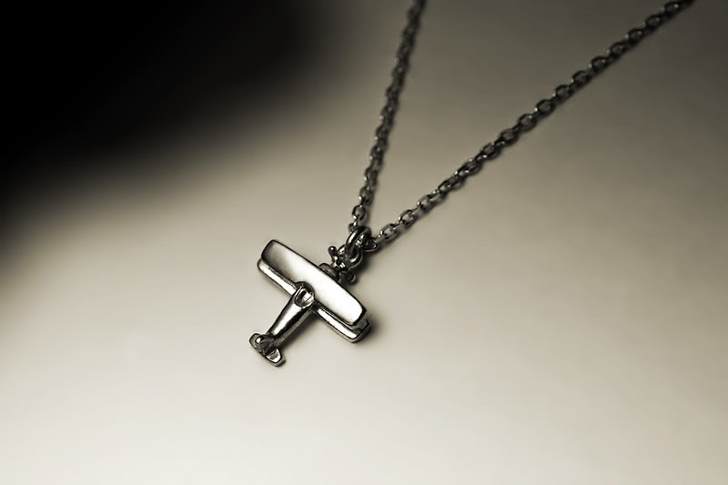 Little biplane necklace - Necklaces - Other Metals Silver