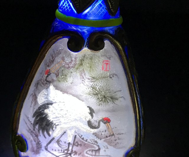 鼻煙壺　二色被せ（多色套料）獅子 域鉴古玩】青花狮纹鼻烟壶拍卖价格/图片/值多少钱