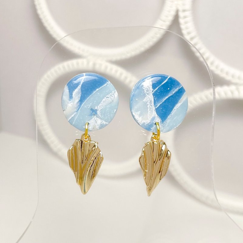Blue marble, gold arrow stud earrings, Winter Collection - 耳環/耳夾/耳骨夾 - 其他材質 藍色