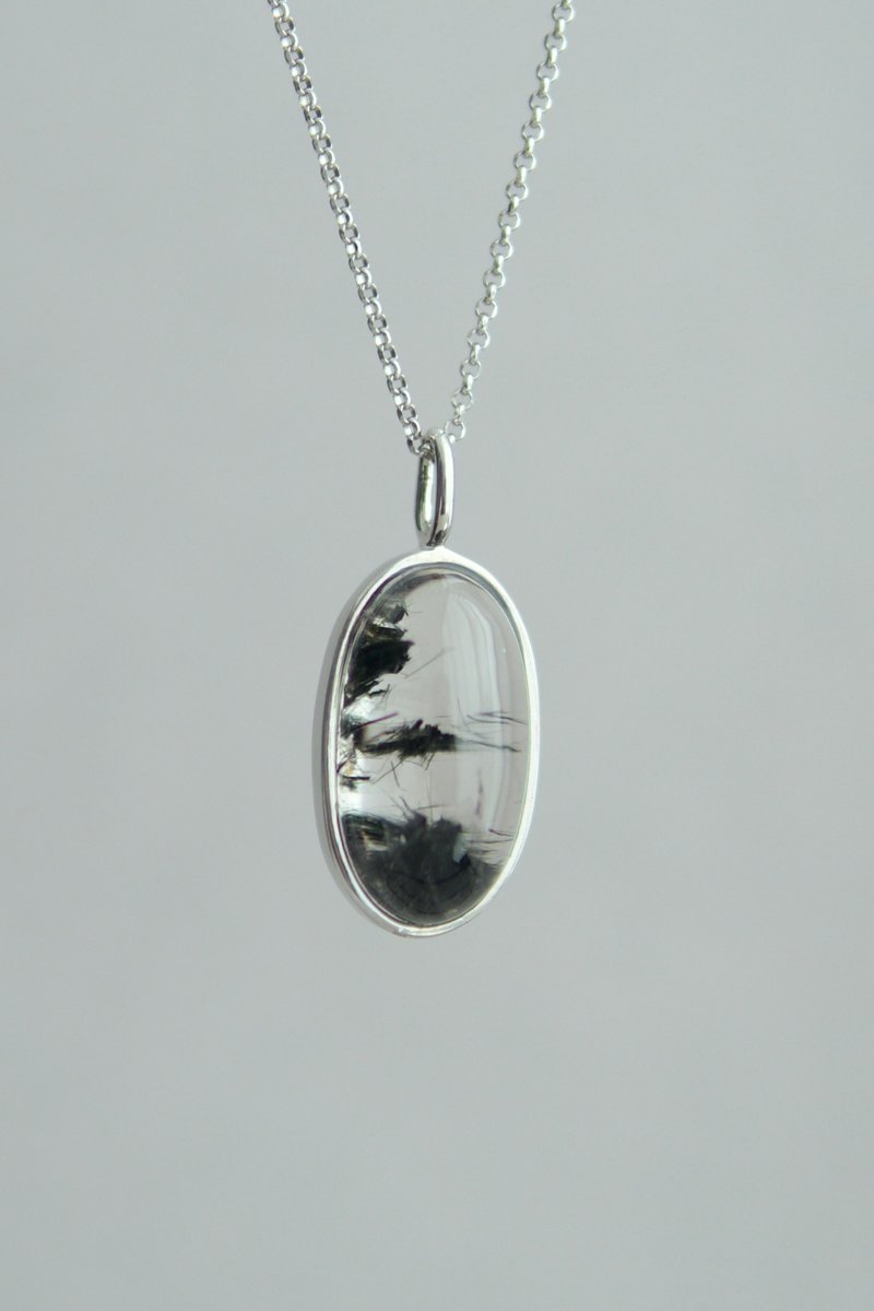 Clear light tea crystal cluster black rabbit hair S925 Silver hand-inlaid Silver necklace - Necklaces - Crystal 