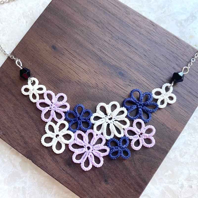 梭織紫藍色精緻頸鏈 Tatting Necklace 項鏈 頸鏈 頸鍊 梭織 禮物 - 項鍊 - 繡線 紫色