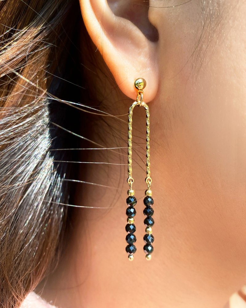 天然黑尖晶石耳環 - 耳環/耳夾/耳骨夾 - 銅/黃銅 