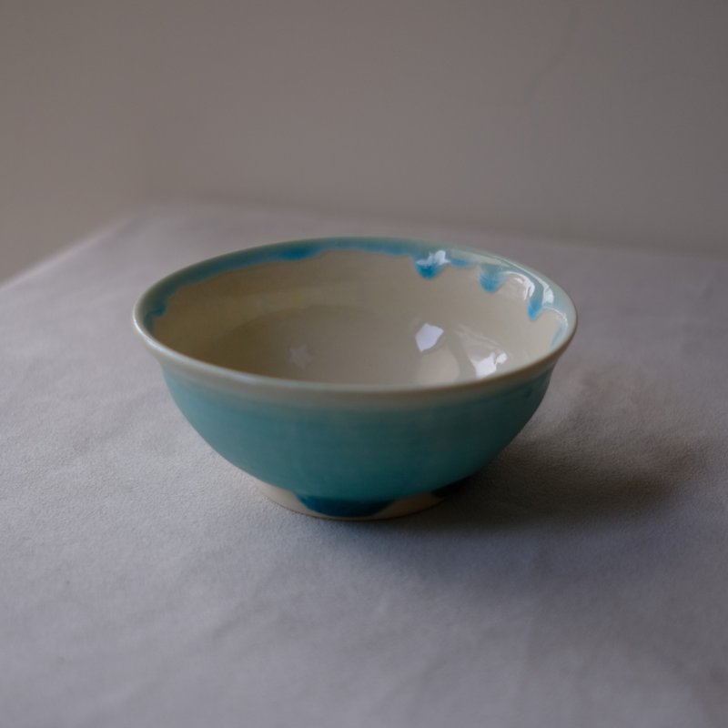 Suànn-Sian . Lake Water Blue Little Star | Small Bowl - Plates & Trays - Pottery Blue
