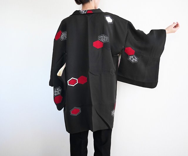 Black & Red Haori Jacket - Men's Traditional Japanese Kimono | Foxtume L / Black